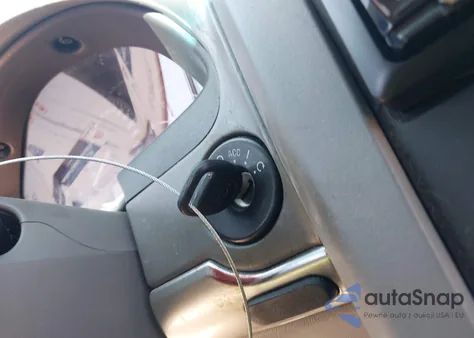 2004 Chevrolet Malibu z USA, uszkodzony, nr VIN 1G1ZS52F14F210750